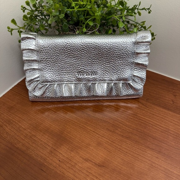 Ted Baker Metallic Silver Ruffled Wallet - Picture 1 of 8